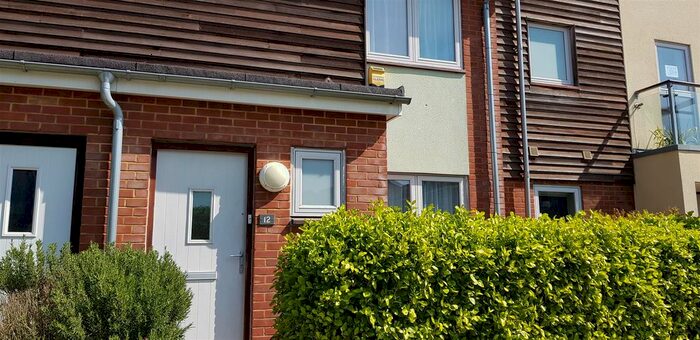 2 Bedroom Property To Rent In Henrietta Chase, St. Marys Island, Chatham ME4