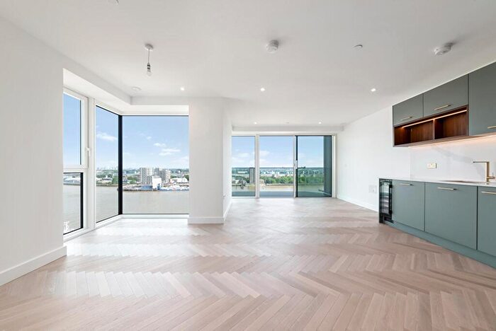 3 Bedroom Apartment To Rent In Dunton Apartments, Royal Arsenal Riverside, London, SE18