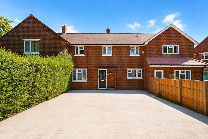 3 Bedroom Terraced House For Sale In High Oaks, St. Albans, Hertfordshire, AL3