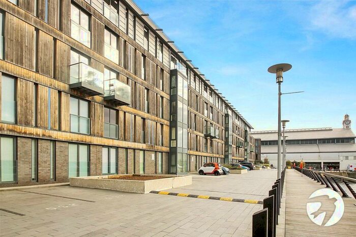 1 Bedroom Flat To Rent In Dock Head Road, Chatham, ME4