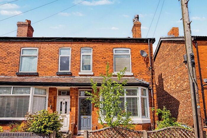 3 Bedroom Terraced House For Sale In Belmont Road, Sale, M33