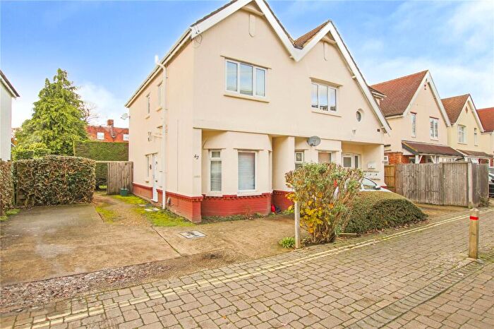 1 Bedroom Apartment To Rent In Southern Road, Camberley, Surrey, GU15