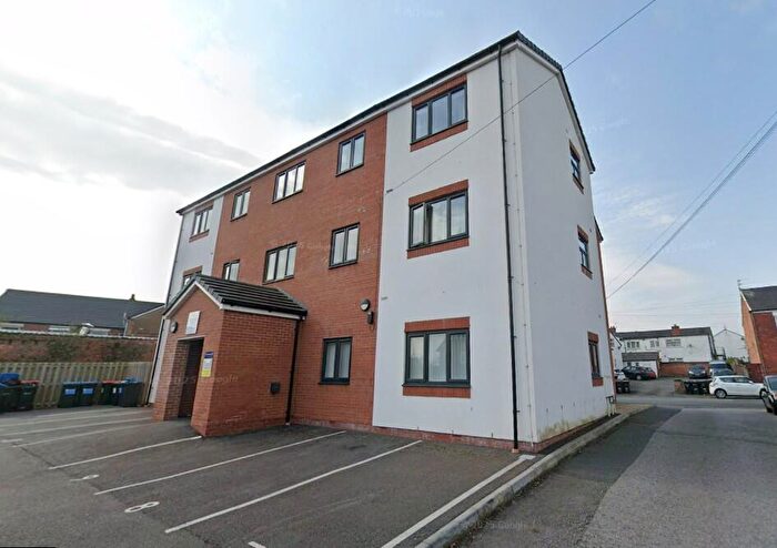2 Bedroom Flat To Rent In Pimlott Drive, Winsford, Cheshire, CW7
