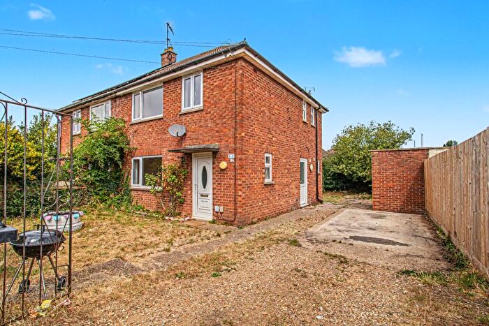 3 Bedroom Semi-Detached House For Sale In Lady Jane Grey Road, King's Lynn, Norfolk, PE30