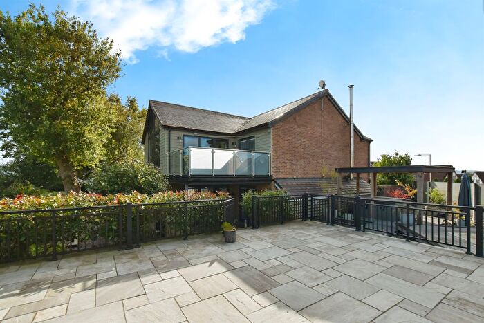 4 Bedroom Detached House For Sale In The Oaks, Quakers Yard, Treharris, CF46