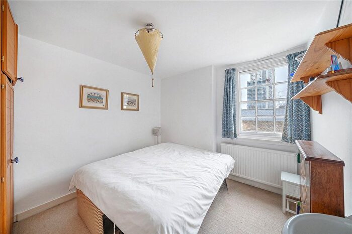 3 Bedroom Terraced House For Sale In Hillgate Street, Kensington, London, W8
