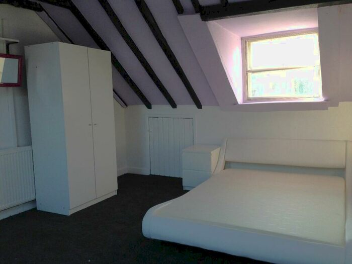 4 Bedroom Terraced House To Rent In Bedroom Student Home - St. Peters Place, City Centre, CT1