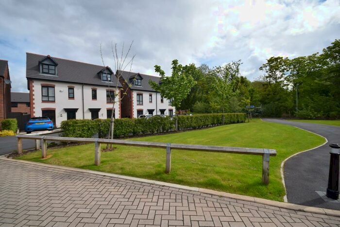 3 Bedroom House To Rent In Blackthorn Road, Stockport, SK7