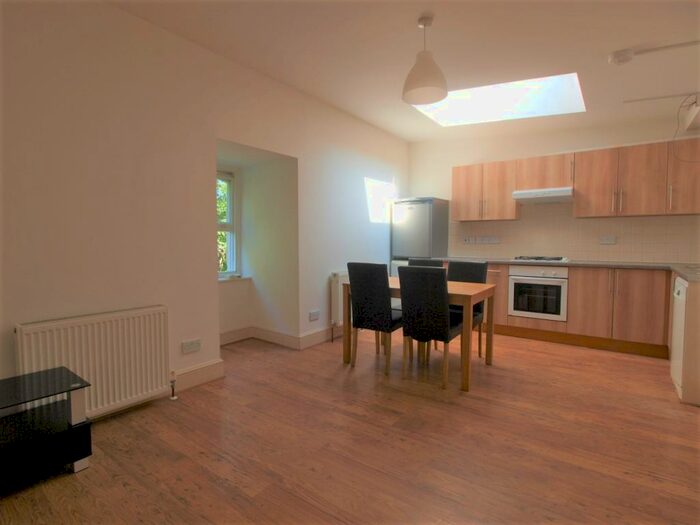 1 Bedroom Flat To Rent In Tower Terrace, Wood Green, N22