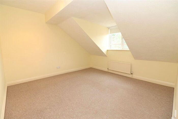 3 Bedroom Terraced House For Sale In Bede Close, Higham Ferrers, NN10