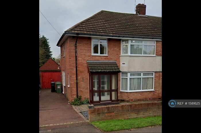 3 Bedroom Semi-Detached House To Rent In Oadby Road, Wigston, LE18