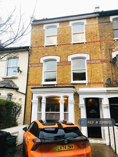 5 Bedroom Terraced House To Rent In Saint Thomass Road, London, N4