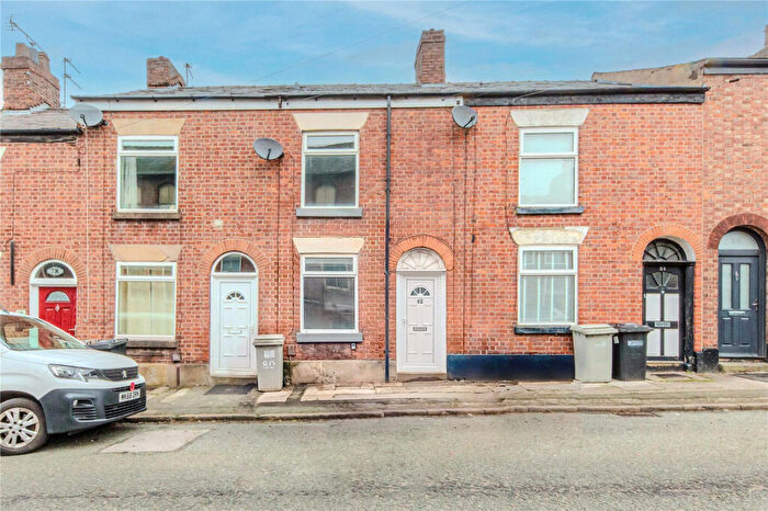 2 Bedroom House To Rent In Brook Street; Macclesfield., SK11