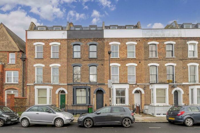 2 Bedroom Flat To Rent In Westbourne Road, Islington, N7