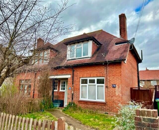 1 Bedroom Flat To Rent In Lupin Road, Southampton, SO16