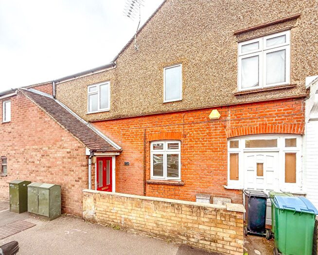 1 Bedroom Flat To Rent In St Albans Road, Nth Wat, Watford, WD24