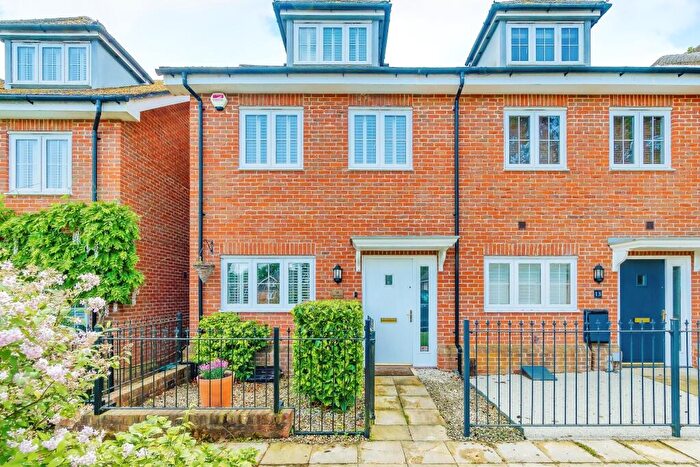 4 Bedroom Semi-Detached House For Sale In Bay Trees, Oxted, RH8