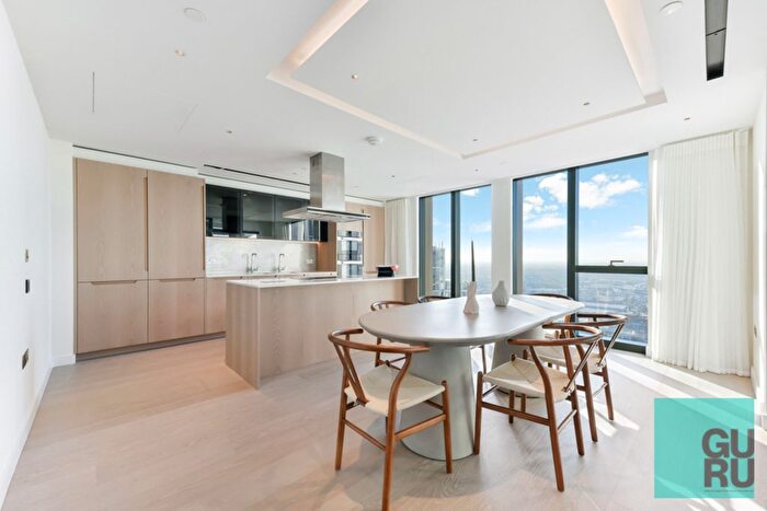 3 Bedroom Flat To Rent In Nine Elms Lane, London, SW8