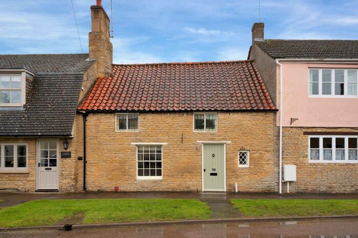 3 Bedroom Cottage For Sale In Station Road, Nassington, Stamford, PE8
