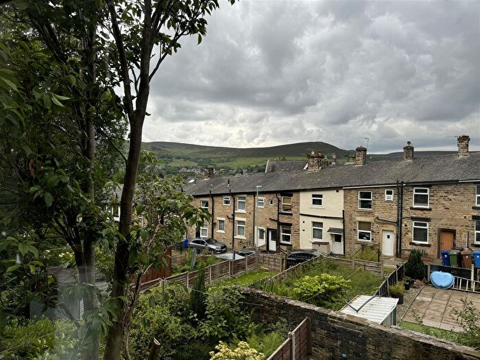 2 Bedroom Terraced House For Sale In Park Street, Mossley, Ashton-Under-Lyne, OL5