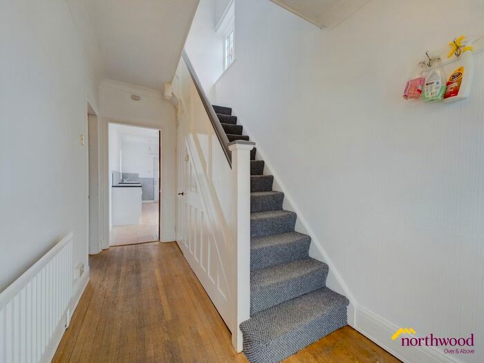 3 Bedroom Semi-Detached House To Rent In Stone Road, Trentham, Stoke-On-Trent, ST4