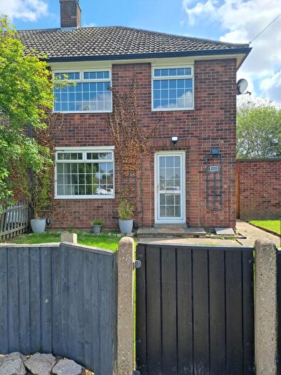 3 Bedroom End Of Terrace House To Rent In Southwold Crescent, Scartho, DN33