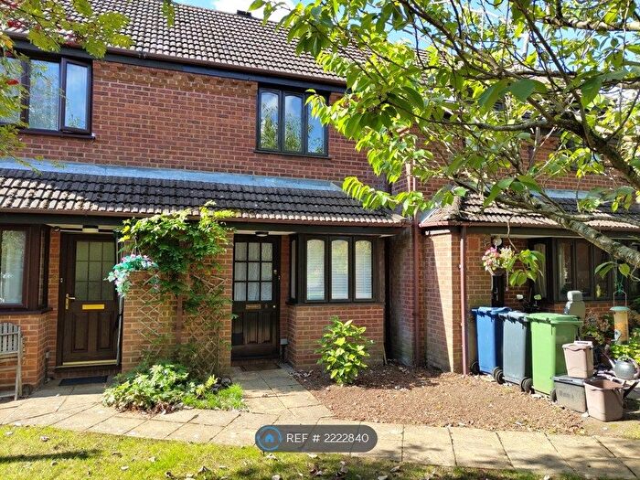 1 Bedroom Terraced House To Rent In Berwick Close, Marlow, SL7