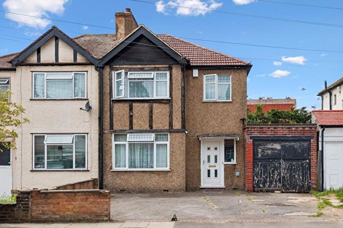 3 Bedroom Semi Detached House For Sale In Westfield Drive, Harrow, HA3
