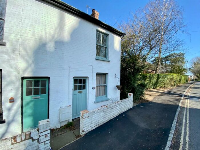 2 Bedroom End Of Terrace House To Rent In Church Road, Harlington, LU5