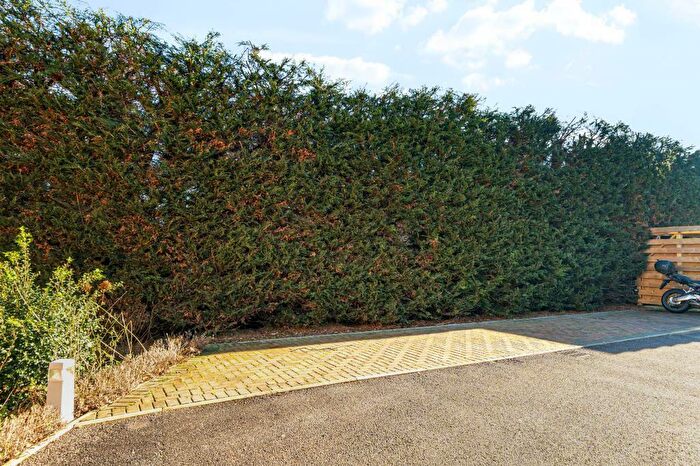 2 Bedroom Apartment To Rent In Kingston Bagpuize, Oxfordshire, OX13