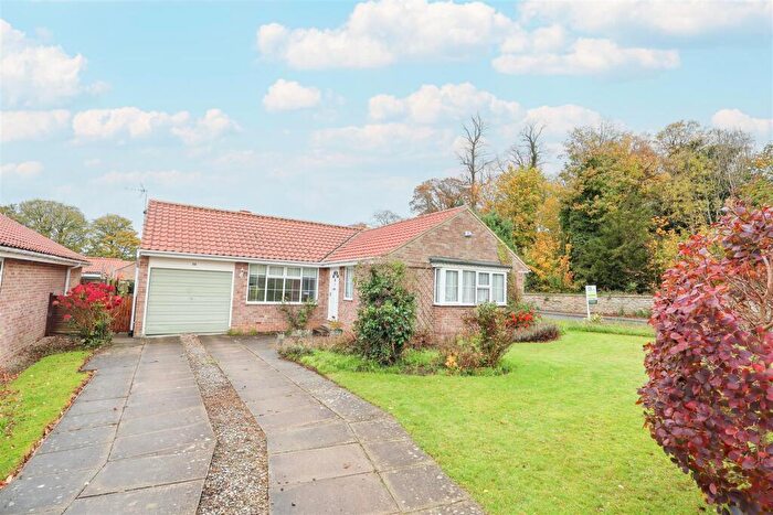 3 Bedroom Detached Bungalow For Sale In Glebe Meadow, Sharow, HG4
