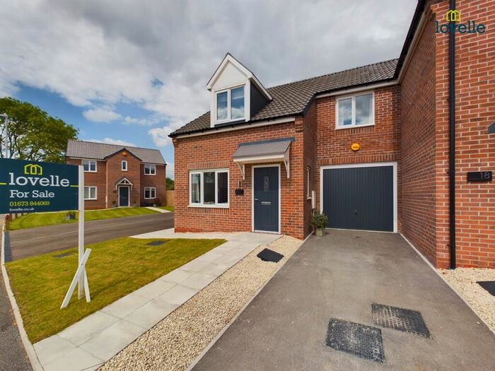 3 Bedroom Semi-Detached House For Sale In Barleycorn Lane, Wragby, LN8
