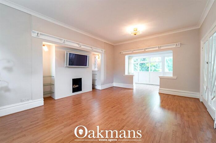Detached House To Rent In Harborne Road, Birmingham, West Midlands, B15