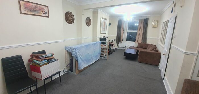 4 Bedroom Terraced House To Rent In Fulbourne Road, Walthamstow, E17