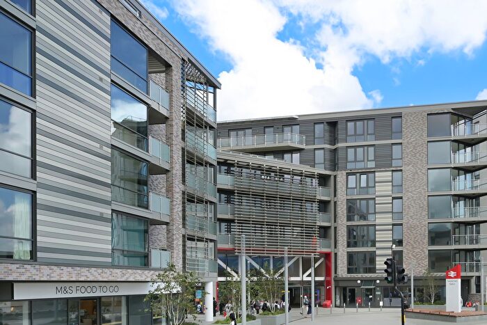 1 Bedroom Flat To Rent In Twickenham Gateway, London Road, Twickenham, TW1