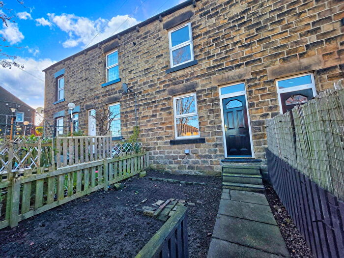 2 Bedroom Terraced House For Sale In Hibbert Terrace, Barnsley, S70
