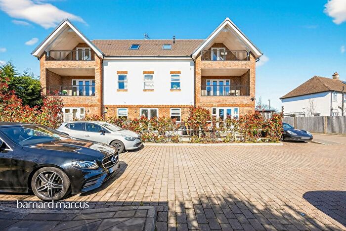 2 Bedroom Flat For Sale In Edgehill Road, Purley, CR8