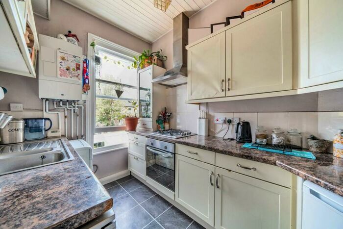 2 Bedroom Flat For Sale In Sunderland Road, Forest Hill, SE23