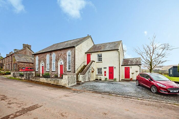 3 Bedroom Barn Conversion For Sale In Llanddeusant, Llangadog, Carmarthenshire, SA19