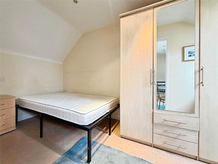 1 Bedroom Apartment To Rent In Bank Chambers, A High Street, Reading, Berkshire, RG1