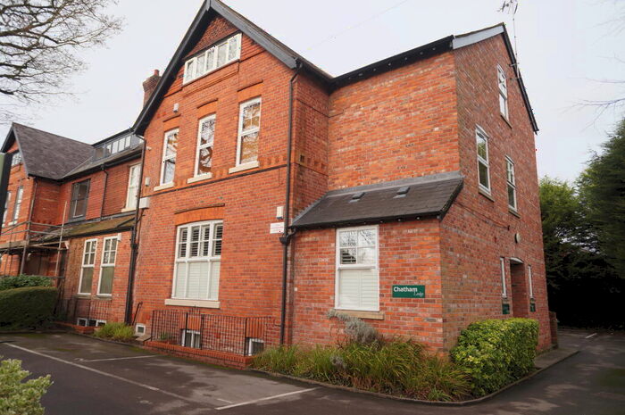 2 Bedroom Apartment To Rent In Barlow Moor Road, Didsbury, M20