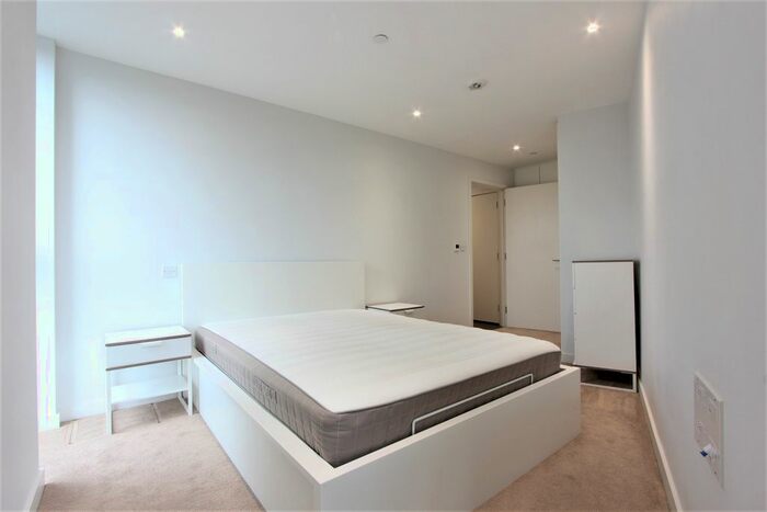 1 Bedroom Flat To Rent In Skylark Point, Newnton Close, London, N4