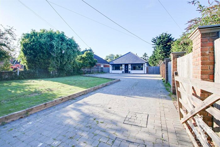 4 Bedroom Detached Bungalow For Sale In St. Johns Road, Clacton-On-Sea, CO16