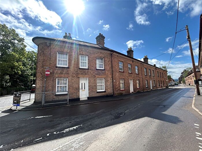 3 Bedroom Terraced House For Sale In Church Street, Tiverton, Devon, EX16