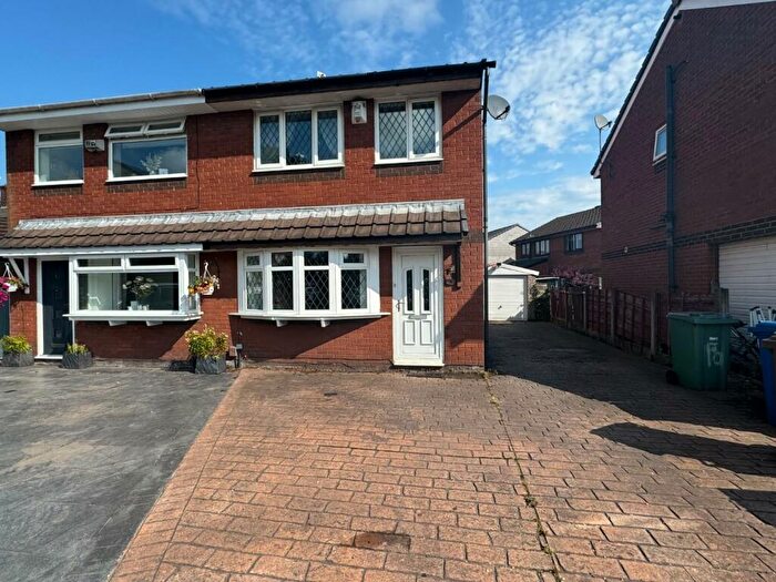 3 Bedroom Semi-Detached House To Rent In Aldford Grove, Bradley Fold, Bolton, BL2