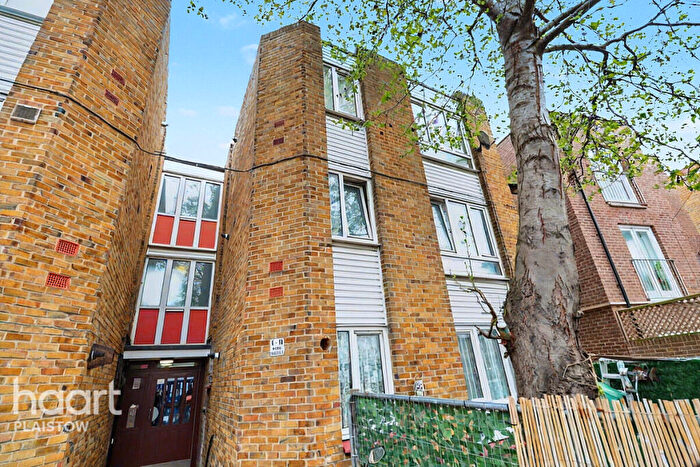 1 Bedroom Apartment For Sale In King Street Plaistow, London, E13