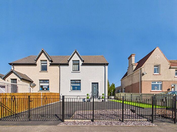 3 Bedroom Semi-Detached House For Sale In Hartwood Gardens, Shotts, ML7