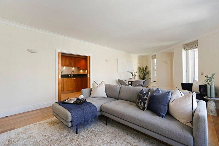 3 Bedroom Flat To Rent In Temple Avenue, London, EC4Y