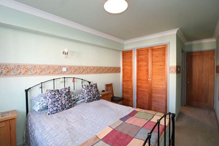 2 Bedroom Flat For Sale In Eugene Road, Preston, Paignton, TQ3