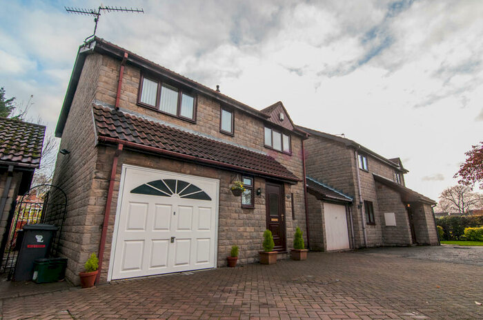 4 Bedroom Detached House To Rent In Rectory Mews, Sprotbrough, Doncaster, DN5